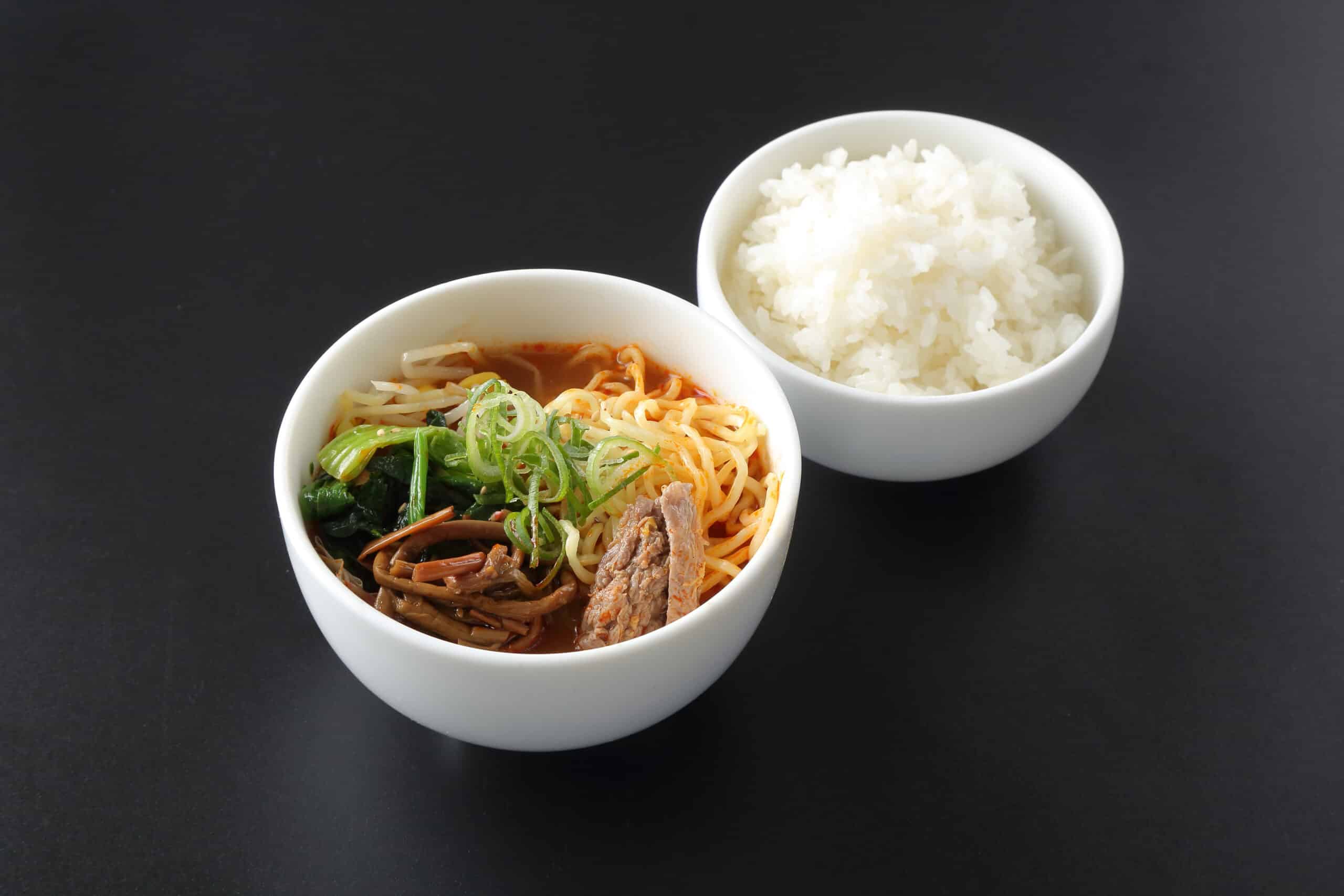 ハーフユッケジャンラーメン