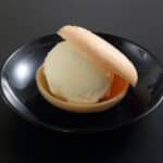 vanilla-monaka